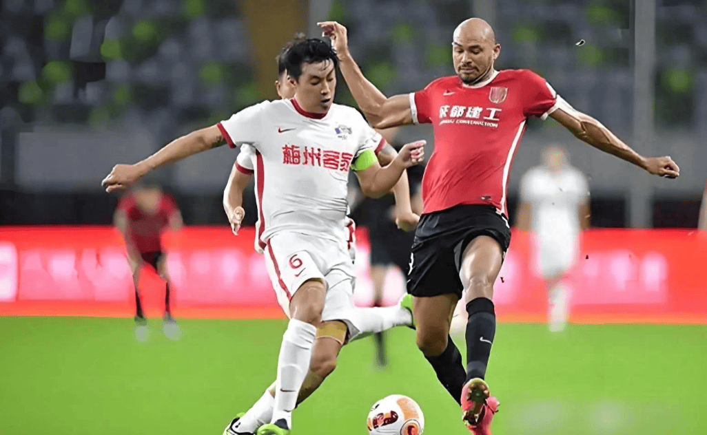 中超冲刺阶段再迎强敌；成都蓉城手感冰凉；主帅态度——质疑声仍在；身体对抗强度拉满的简单介绍-AYX SPORTS